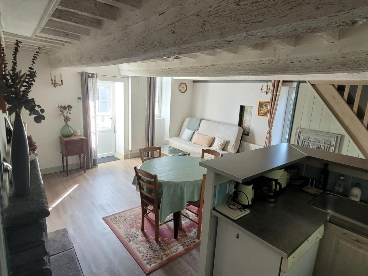 Gites Le Vieux Vinzelles 볼빅 외부 사진