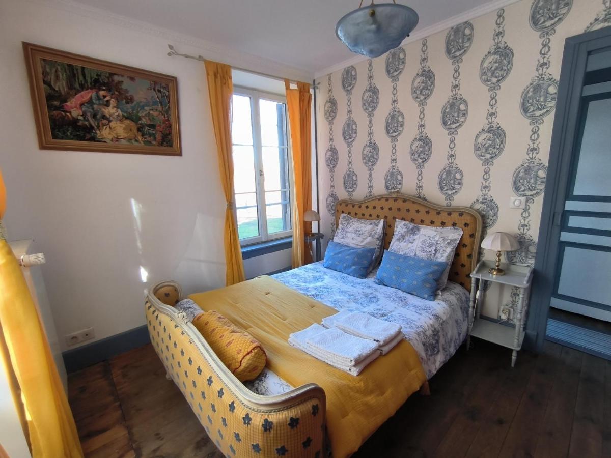 Gites Le Vieux Vinzelles 볼빅 외부 사진