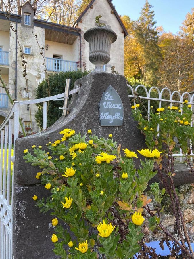 Gites Le Vieux Vinzelles 볼빅 외부 사진
